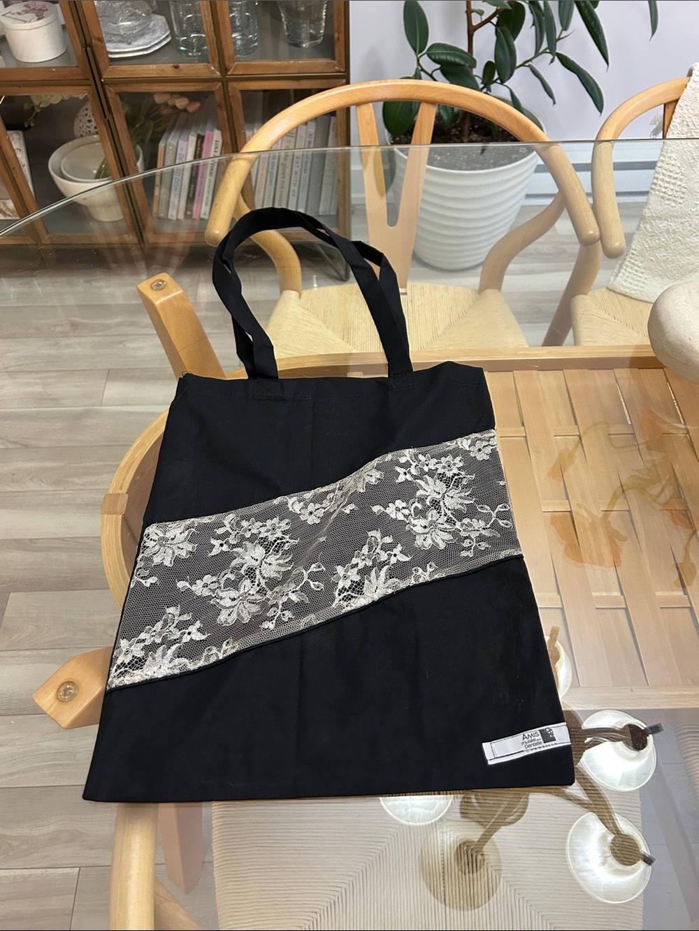 Black Lace-Accent Tote Bag - Lace Museum France